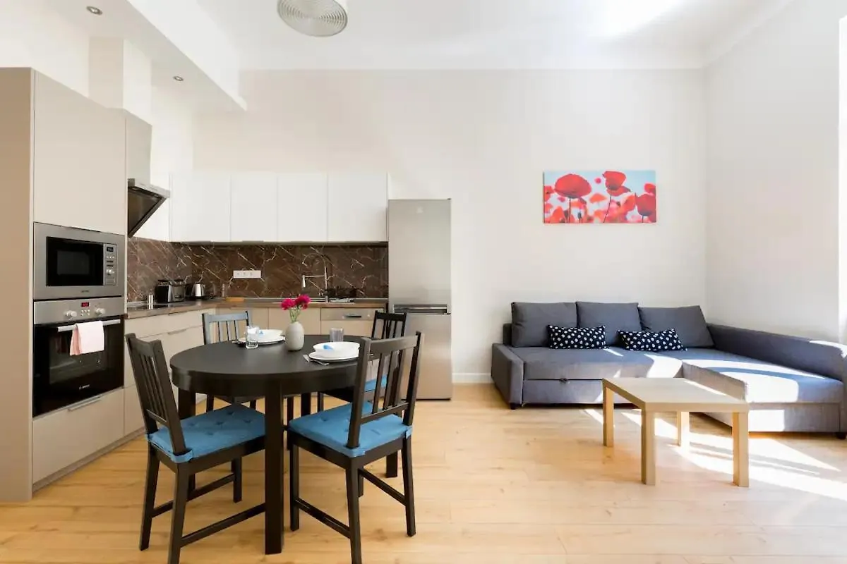 Kresz Geza 29 Westend Station 2 Bedrooms+Living Ac Budapest 0*,